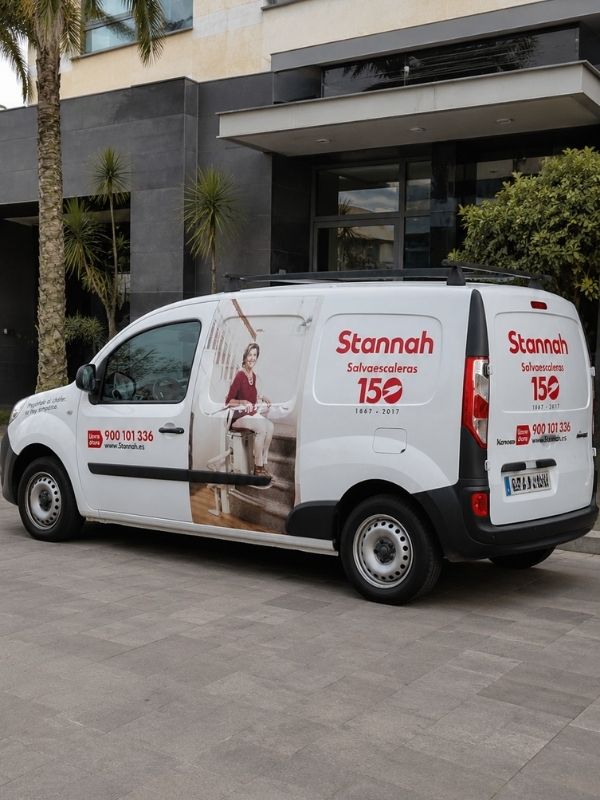 furgoneta Stannah salvaescaleras Tenerife Gran Canaria servicio técnico e instalación
